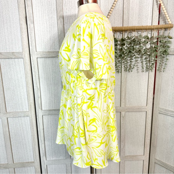 Torrid Georgette Twist Surplice Flutter Sleeve Blouse Green Yellow Plus Size 1X - Picture 9 of 14